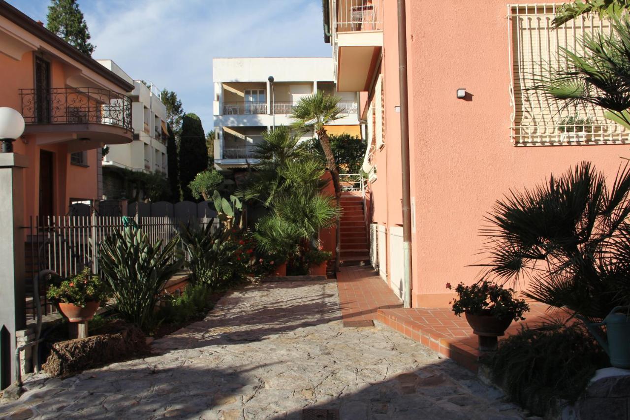 B&B Villa Mirella Bordighera Exterior photo